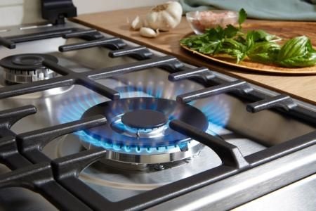 Gorenje GKS6C70WF fehér, szabadonálló, gáz, kombinált, főzőzóna: 4, sütő:71L, grill, tűzhely