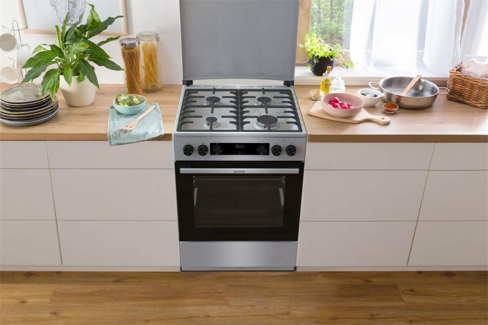 Gorenje GKS6C71XF Inox, szabadonálló, gáz, kombinált, főzőzóna: 4, sütő:71L, grill, tűzhely