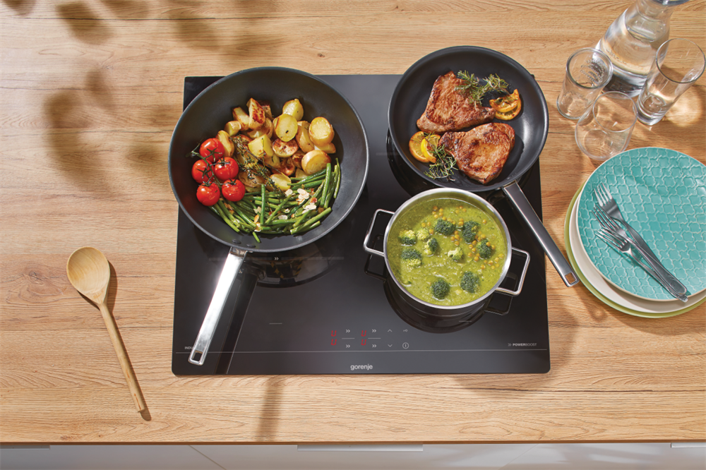 Gorenje IT640BSC fekete, beépíthető, indukciós, főzőzóna: 4, beépíthető méret: 56cm, főzőlap