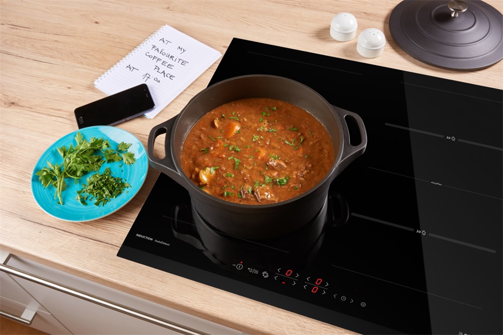 Gorenje IT643BCSC7 fekete, beépíthető, indukciós, főzőzóna: 4, beépíthető méret: 56cm, főzőlap