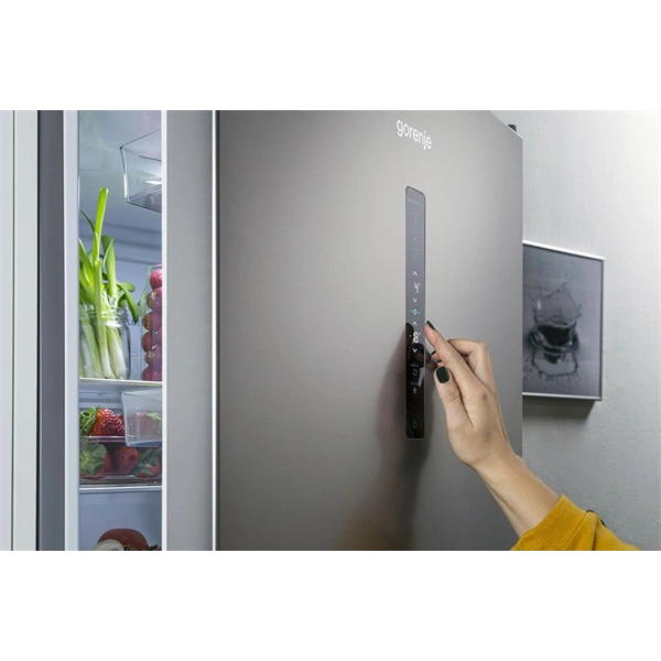 Gorenje NRK619DA2XL4 inox, alulfagyasztós, Hűtő:204L, Fagyasztó:96L, hűtőszekrény