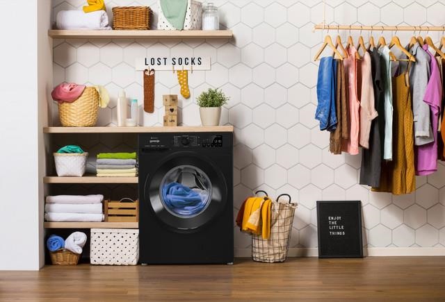 Gorenje WPNEI84A1SW/B fekete, elöltöltős, max.1400ford., 8 kg, mosógép (Újszerű)