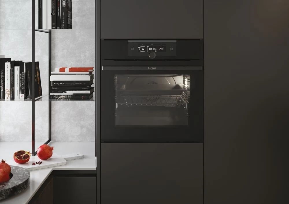 Haier HWO60SM2F3BH4 fekete, beépíthető, sütőtér: 70L, sütő
