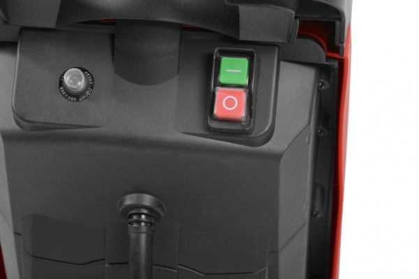 Hecht 624 2400W ágaprító