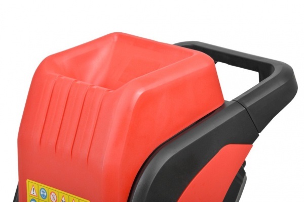 Hecht 624 2400W ágaprító