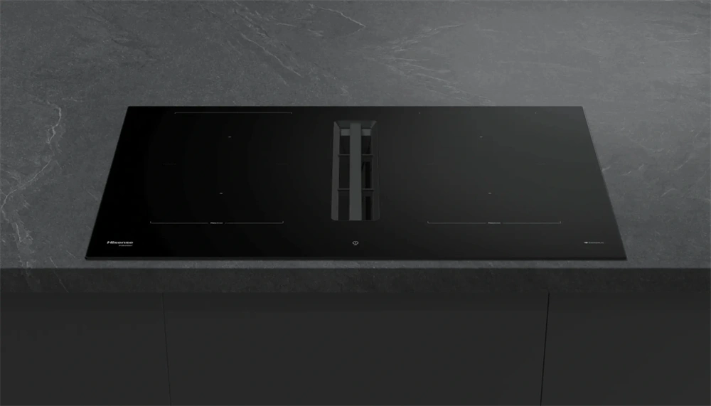 Hisense HEH8443BSCWF1 fekete, beépíthető, indukciós, 4 főzőzóna, elszívóval, főzőlap