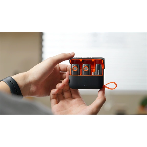 Hohem 2db mikrofon 1db vevőegység vezeték nélküli mikrofon + töltőtok