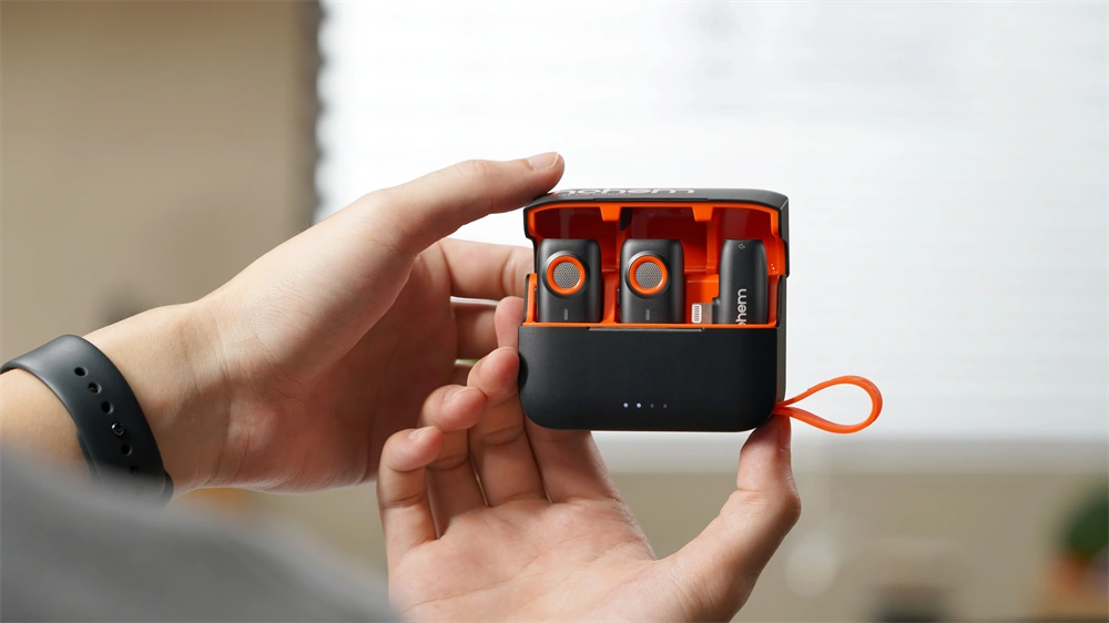 Hohem 2db mikrofon 1db vevőegység vezeték nélküli mikrofon + töltőtok