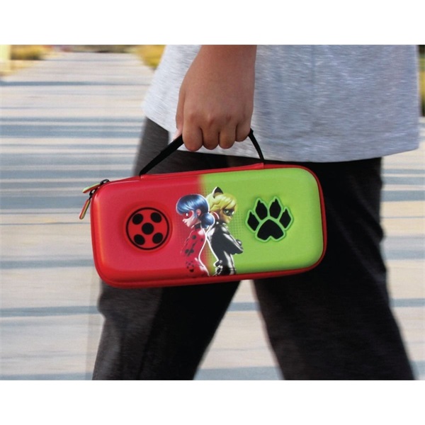 Hyperkin M07541-MTBC Miraculous EVA Nintendo Switch/Switch OLED/Switch "K.bogár és F.macska" erősített utazótok