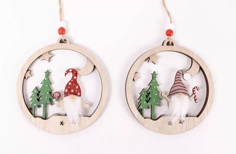 IRIS fa akasztós gömbdísz, orrszakáll fenyővel, 2 féle 12 x 13 cm