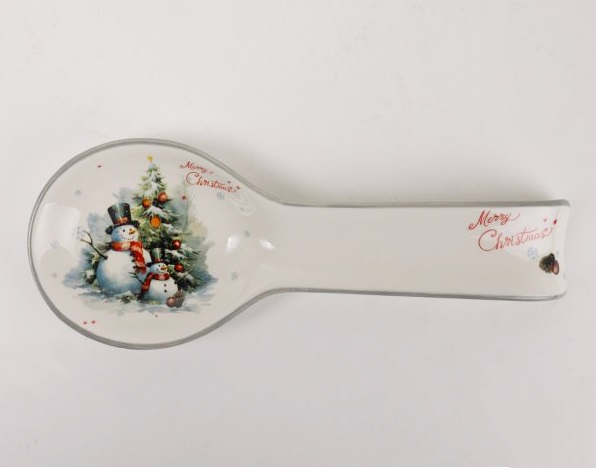 IRIS kerámia fakanál tartó, hóembereak a karácsonyfa előtt, "merry christmas" felirat 25 x 9 x 3 cm