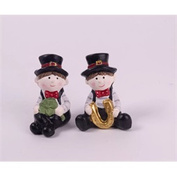 IRIS polirezin kéményseprő kalapban, ülő, négylevelű lóherével vagy patkóval 7 x 9 cm