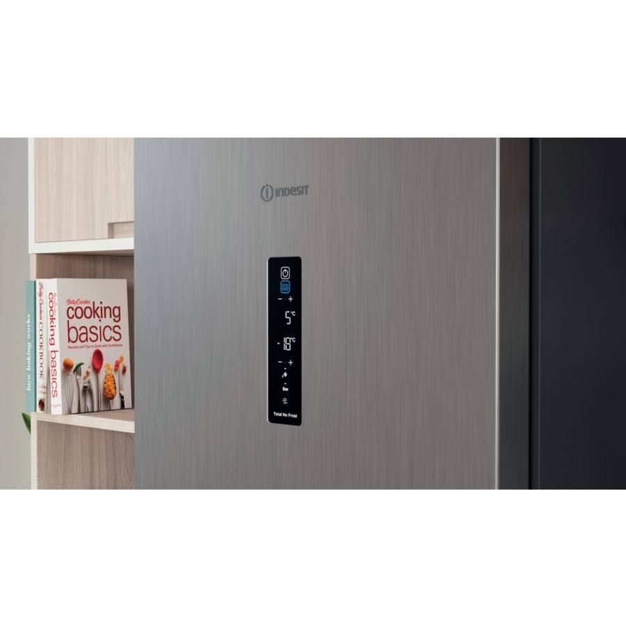 Indesit INFC8 TT33X inox, alulfagyasztós, Hűtő:231L, Fagyasztó:104L, Total No frost hűtőszekrény (Újszerű)