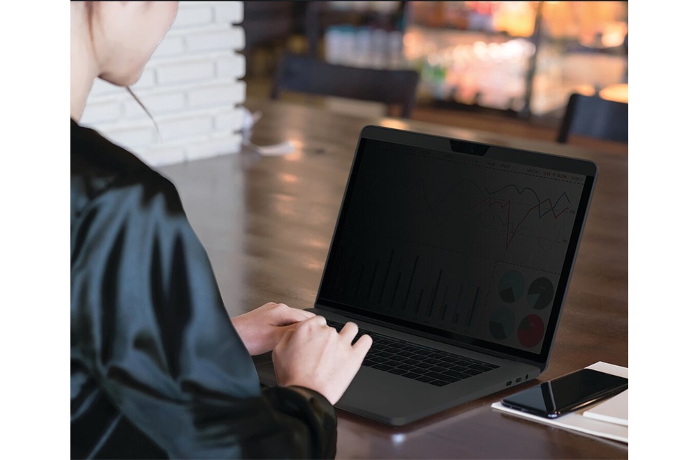 Kensington 626474 17,3" 16:9 laptopokhoz kivehető betekintésvédő monitorszűrő