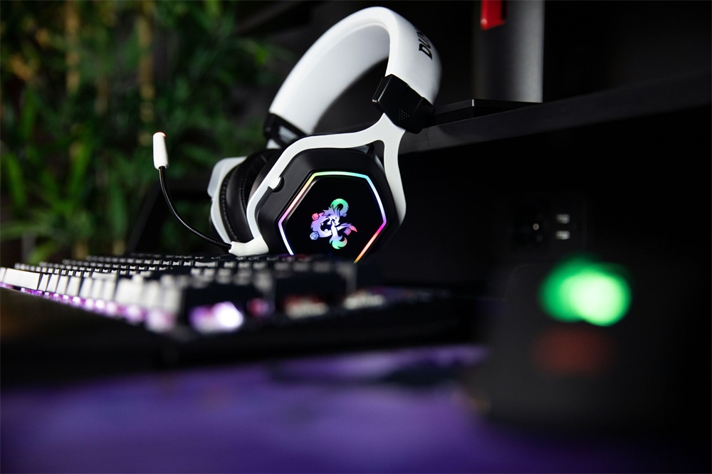 Konix Dungeons & Dragons Rainbow gamer headset