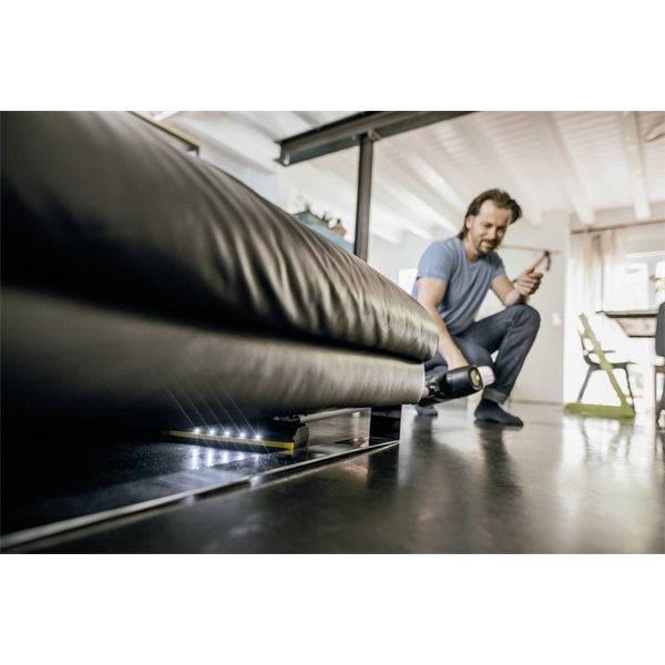 Kärcher 1.198-672.0 VC 6 Cordless ourFamily Car vezeték nélküli álló porszívó