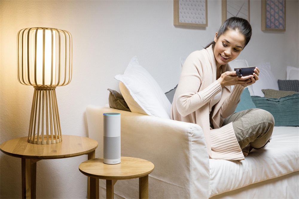 Ledvance Smart+ 6W E14 állítható színhőmérsékletű gyertya LED fényforrás