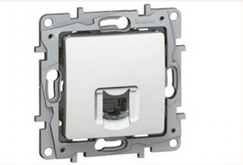Legrand 764571 Niloé fehér RJ45 Cat.5 UTP csatlakozóaljzat