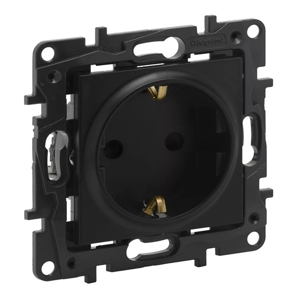 Legrand 863521B Niloé Step 2P+F csatlakozóaljzat (csavaros), fekete