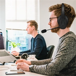 Logilink BT0060 Bluetooth sztereó headset, mikrofon