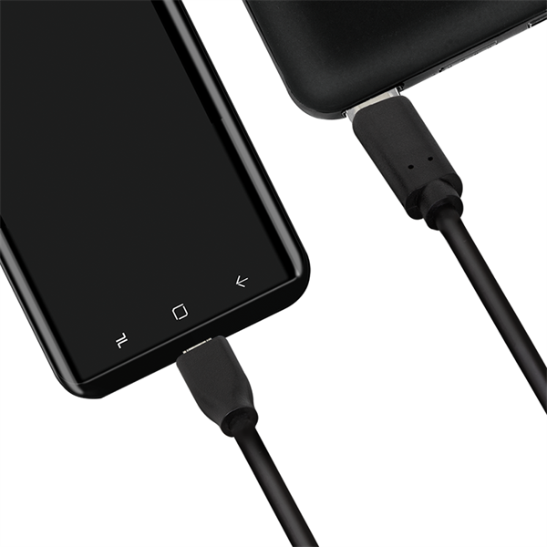 Logilink CU0196 USB-C  adat és töltőkábel USB-C  apa és Micro USB apa között 0,5 m