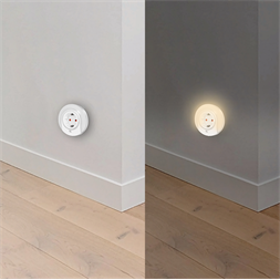 Logilink LED012 LED éjszakai lámpa áteresztő csatlakozóval és alkonyérzékelővel, 3528 LED x7