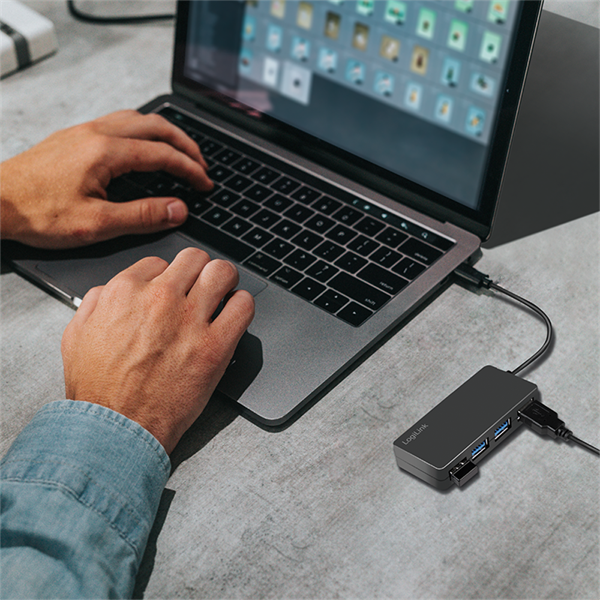 Logilink UA0396 USB 3.2 Gen1, 4 portos hub, fekete