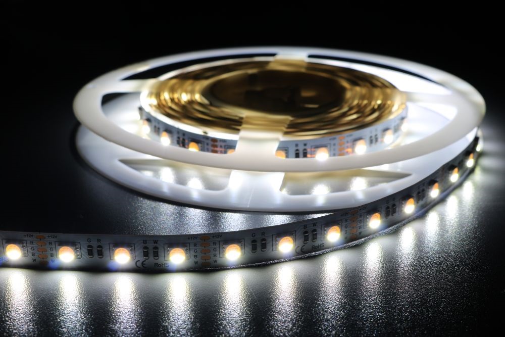 MW LC-5050 5M 60LED/m 600 lm/m 14,4W/m 12V RGB+W LED szalag