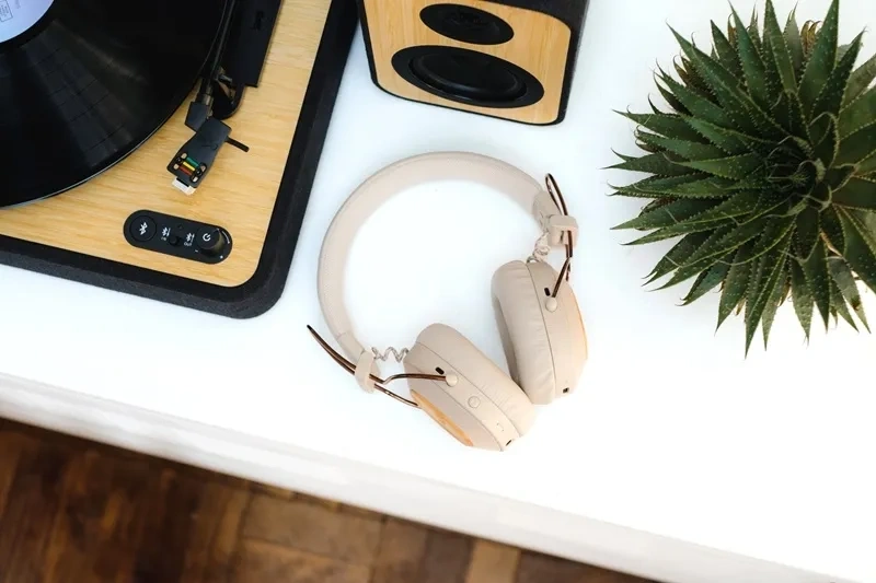 Marley Positive Vibration Riddim Bluetooth krém fejhallgató