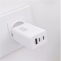 Maxlife ML081100 65W 2xType-C + USB fehér gyorstöltő adapter