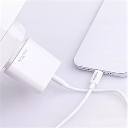 Maxlife ML738423 PD+QC 20W USB + Type-C fehér gyorstöltő adapter + Type-C/Lightning kábel