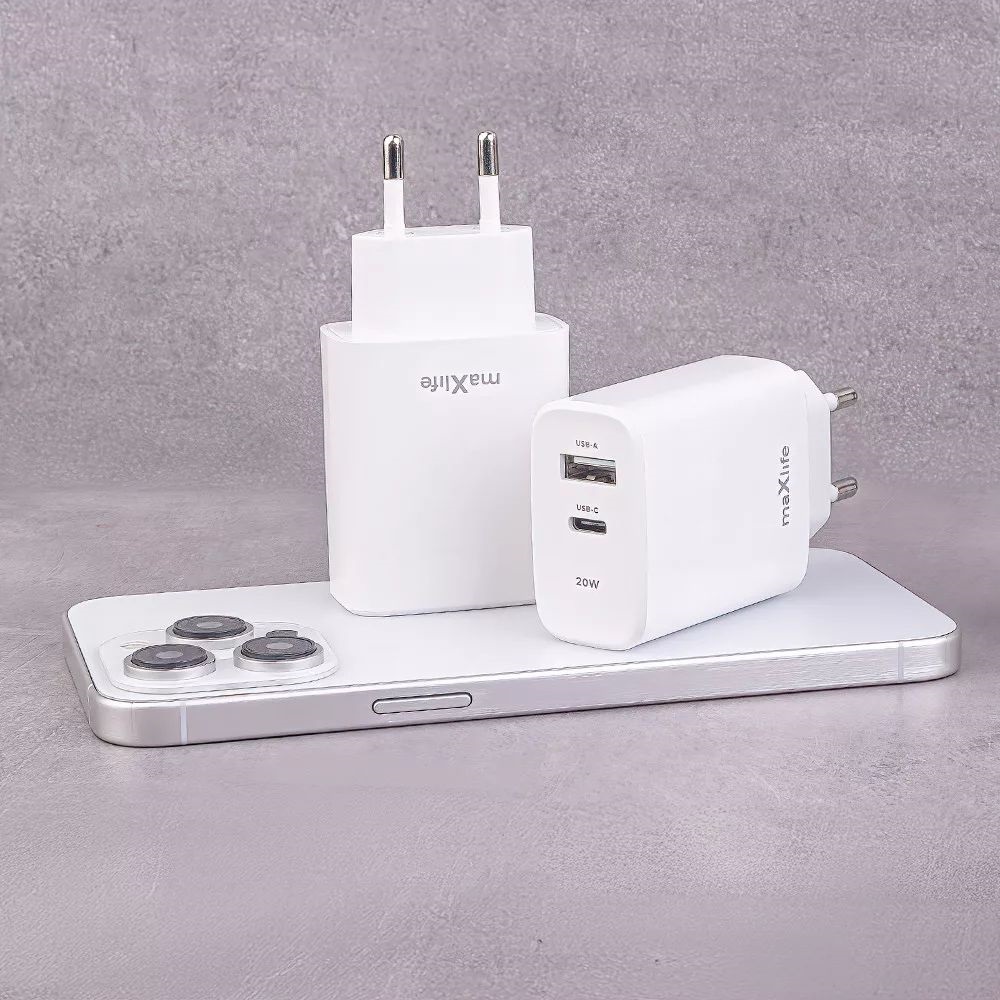 Maxlife ML789838 PD+QC 20W Type-C + USB fehér gyorstöltő adapter