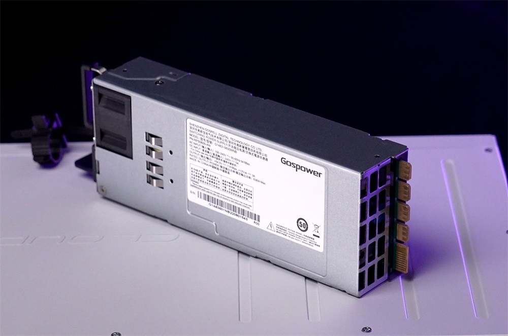 MikroTik Hot Swap 600W belső tápegység CRS320-8P-8B-4S+RM modellhez