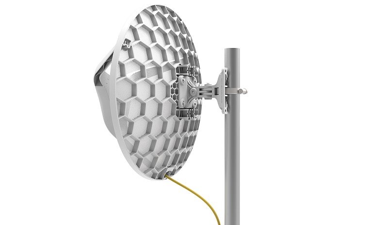 MikroTik LHG 60G 1xGbE LAN port 802.11ad wireless 60GHz antenna/CPE