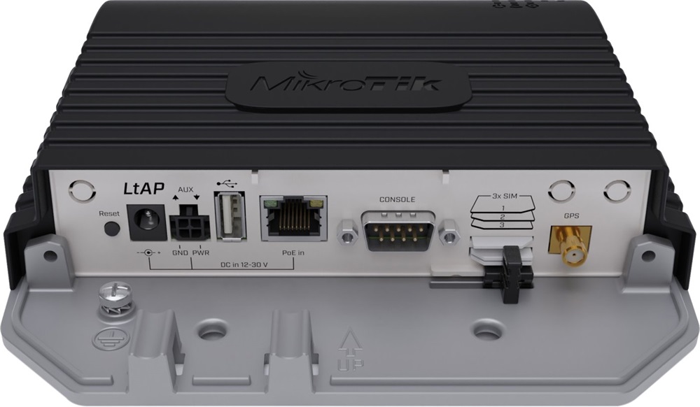 MikroTik LTE6 kit 1xGbE LAN GPS 1x miniPCIe 3x miniSIM foglalat WiFi accesspoint beépített LTE CAT6 modemmel