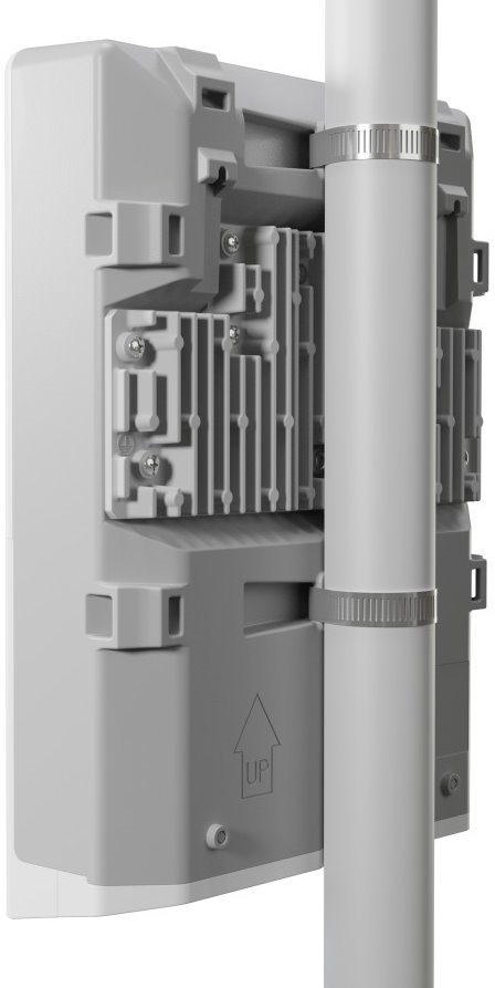 MikroTik netFiber 9 CRS310-1G-5S-4S+OUT 1xGbE LAN, 5xGbE SFP, 4x SFP+ port kültéri Cloud Router Switch