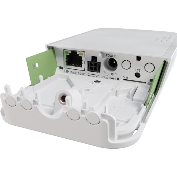 MikroTik wAPR-2nD&EC200A-EU wAP LTE kit 1xFE LAN port kültéri WiFi accesspoint, beépített LTE modemmel