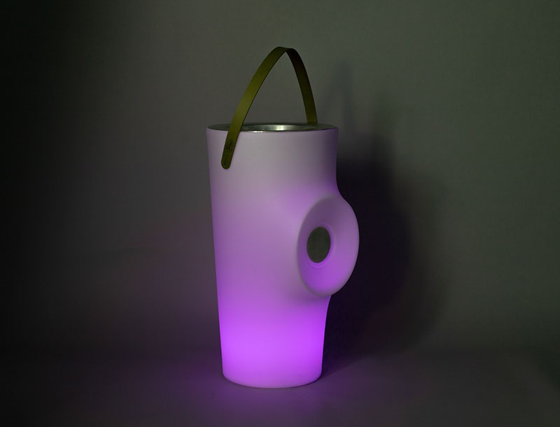 NGA Woody napelemes RGB LED álló italhűtő