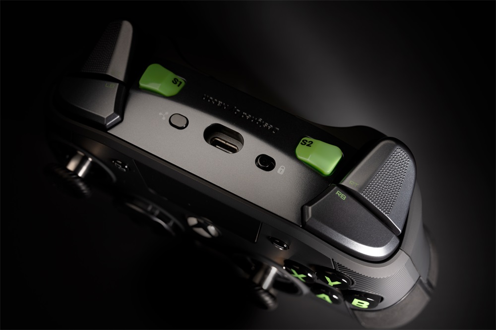 Nacon 2809576 Revolution X Unlimited Xbox One/Xbox Series vezeték nélküli fekete kontroller