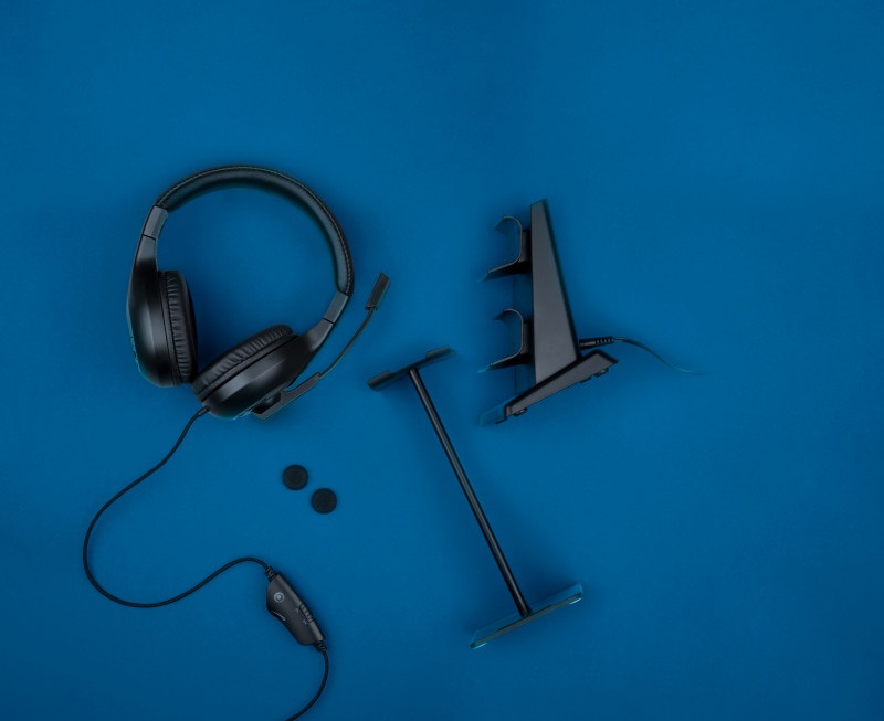 Nacon 2807402 Essential Pack PS4 headset csomag