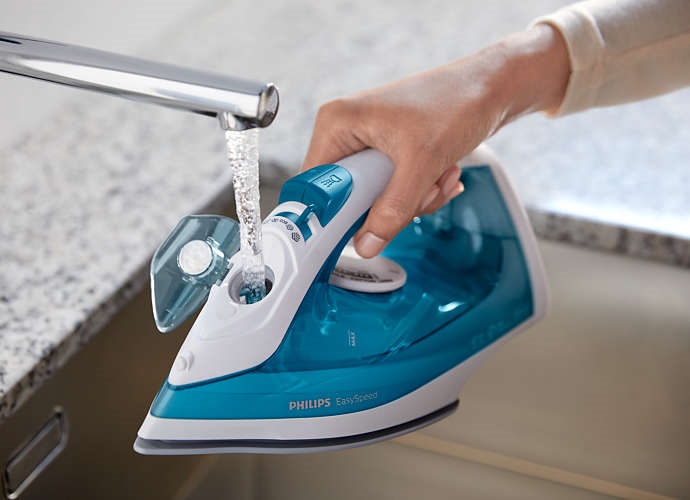 Philips GC1750/20 EasySpeed kék gőzölős vasaló