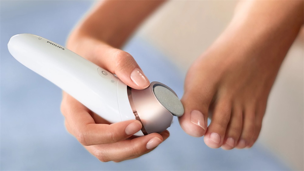 Philips Satinelle Prestige BRP586/00 talpreszelőfejjel és mini arctisztítóval fehér-rózsaarany epilátor
