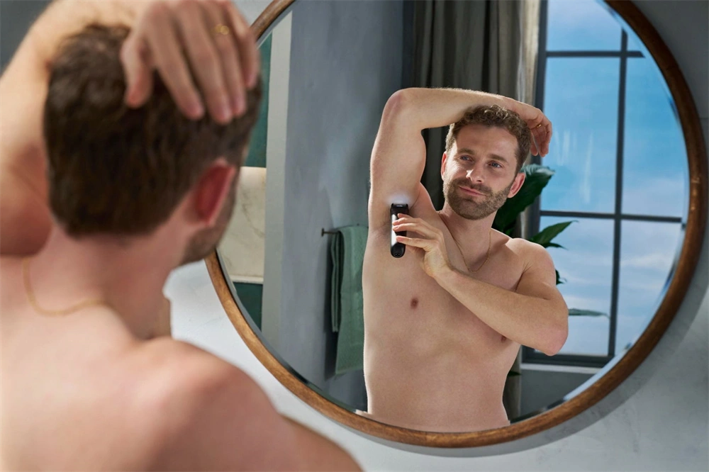 Philips Series 7000 BG7470/15 fekete testszőrtelenítő