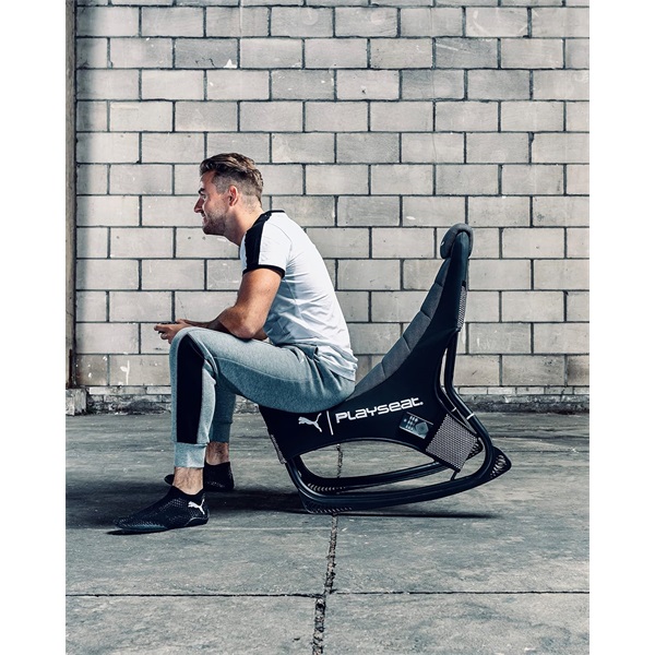 Playseat PUMA Active fekete játékülés