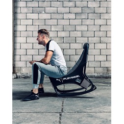 Playseat PUMA Active fekete játékülés