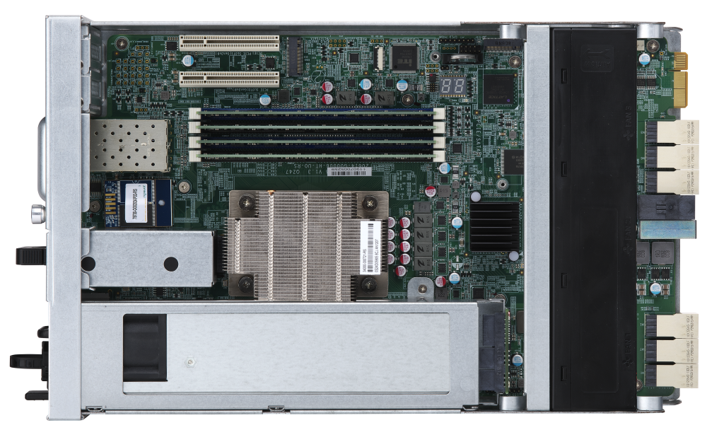 QNAP ES2486dc-2142IT-128G 24xSSD/HDD 2U rackbe szerelhető Enterprise ZFS NAS