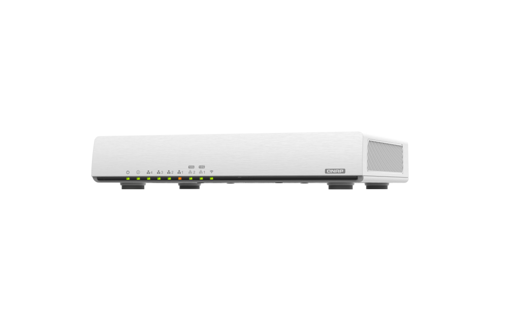 QNAP QHora-301W 4x GbE LAN 2x 10GbE LAN port SD-WAN Wi-Fi 6 Dual-band Vezeték nélküli Router