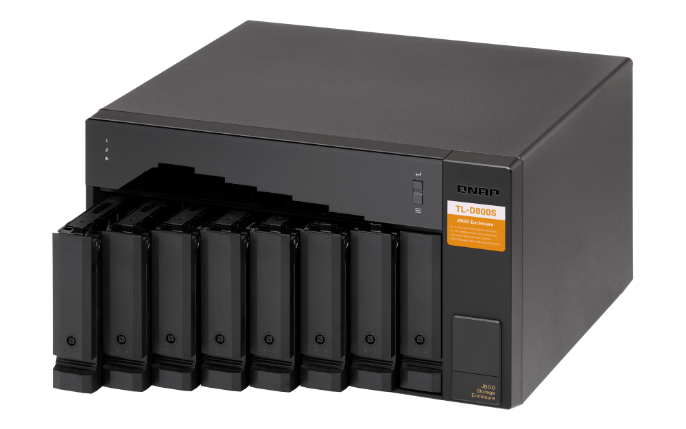 QNAP TL-D800S 8xSSD/HDD JBOD bővítőegység