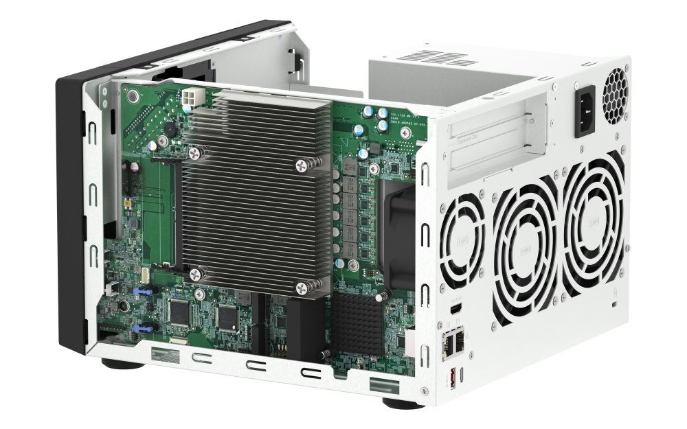 QNAP TVS-H674-I3-16G 6xSSD/HDD NAS