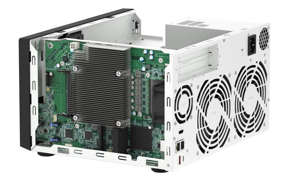 QNAP TVS-H874-I7-32G 8xSSD/HDD NAS
